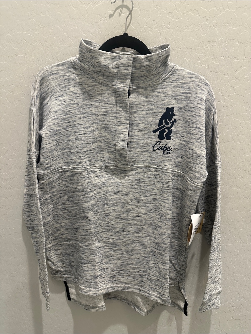 Cubs Heather-Blend Gray Pullover